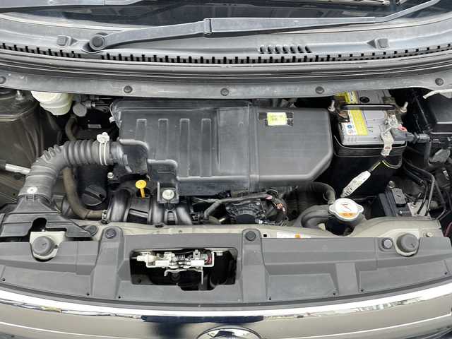 日産 デイズ X 山口県 2015(平27)年 6.4万km ブラック 純正ディスプレイオーディオ/・Bluetooth接続/・FM/AM/アラウンドビューモニター/ETC/エマージェンシーブレーキ/踏み間違え防止装置/横滑り防止装置/アイドリングストップ/純正フロアマット/ヘッドライトレベライザー/スマートキー/プッシュスタート/スペアキー1本/ベンチシート/ドアバイザー/ウィンカーミラー/取扱説明書