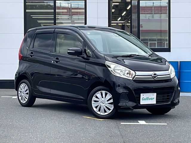 日産 デイズ X 山口県 2015(平27)年 6.4万km ブラック 純正ディスプレイオーディオ/・Bluetooth接続/・FM/AM/アラウンドビューモニター/ETC/エマージェンシーブレーキ/踏み間違え防止装置/横滑り防止装置/アイドリングストップ/純正フロアマット/ヘッドライトレベライザー/スマートキー/プッシュスタート/スペアキー1本/ベンチシート/ドアバイザー/ウィンカーミラー/取扱説明書