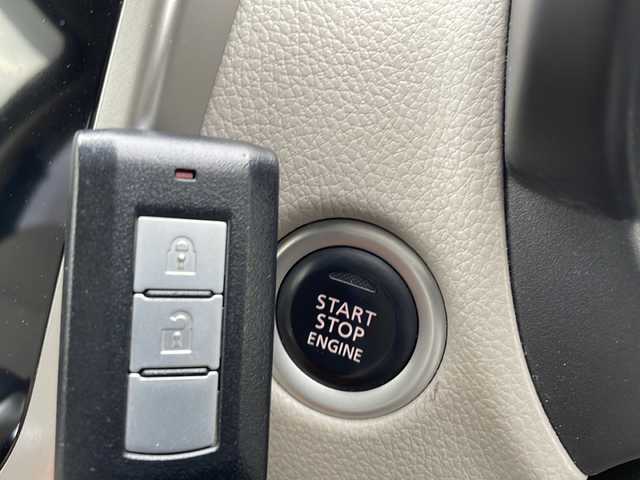 日産 デイズ X 山口県 2015(平27)年 6.4万km ブラック 純正ディスプレイオーディオ/・Bluetooth接続/・FM/AM/アラウンドビューモニター/ETC/エマージェンシーブレーキ/踏み間違え防止装置/横滑り防止装置/アイドリングストップ/純正フロアマット/ヘッドライトレベライザー/スマートキー/プッシュスタート/スペアキー1本/ベンチシート/ドアバイザー/ウィンカーミラー/取扱説明書