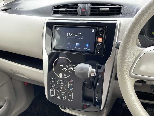 日産 デイズ X 山口県 2015(平27)年 6.4万km ブラック 純正ディスプレイオーディオ/・Bluetooth接続/・FM/AM/アラウンドビューモニター/ETC/エマージェンシーブレーキ/踏み間違え防止装置/横滑り防止装置/アイドリングストップ/純正フロアマット/ヘッドライトレベライザー/スマートキー/プッシュスタート/スペアキー1本/ベンチシート/ドアバイザー/ウィンカーミラー/取扱説明書