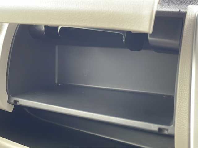 日産 デイズ X 山口県 2015(平27)年 6.4万km ブラック 純正ディスプレイオーディオ/・Bluetooth接続/・FM/AM/アラウンドビューモニター/ETC/エマージェンシーブレーキ/踏み間違え防止装置/横滑り防止装置/アイドリングストップ/純正フロアマット/ヘッドライトレベライザー/スマートキー/プッシュスタート/スペアキー1本/ベンチシート/ドアバイザー/ウィンカーミラー/取扱説明書