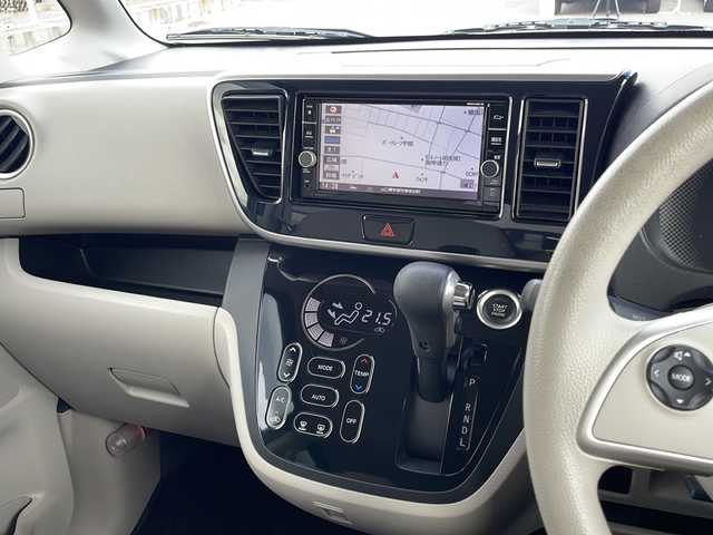 日産 デイズ ルークス X 山口県 2019(平31)年 3.9万km アッシュブラウンM 純正SDナビ/・フルセグテレビ/・Bluetooth/・CD/DVD/・SD/・MUSIC STOCKER/・AM/FM/・iPod/・USB/WALKMAN/ETC/前方ドライブレコーダー/片側パワースライドドア/プッシュスタート/スマートキー（スペアキー有）/オートエアコン/ドアバイザー/電動格納ミラー/シガーソケット/安全装備/・エマージェンシーブレーキ/・踏み間違い衝突防止アシスト（前進時）/・VDC（ビークルダイナミクスコントロール［TCS機能含む］）/・ABS（アンチロックブレーキシステム）/・EBD（電子制御制動力配分システム）/・ブレーキアシスト/・ヒルスタートアシスト/・エマージェンシーストップシグナル