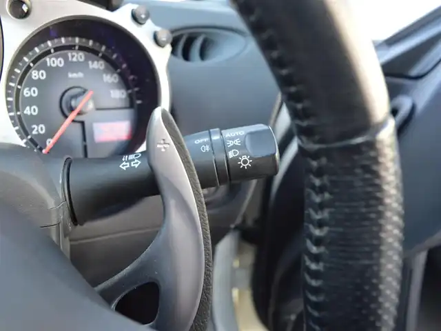 日産 フェアレディ Ｚ バージョンT 栃木県 2018(平30)年 4.3万km ブリリアントホワイトパール BOSE製スピーカー/純正ナビ/【ワンセグ/CD/DVD/AM/FM】/バックカメラ/ETC/前ドライブレコーダー/パワーシート/シートヒーター/オートヘッドライト/パドルシフト/電格ウィンカーミラー/スマートスペアキー×１/取扱説明書/保証書
