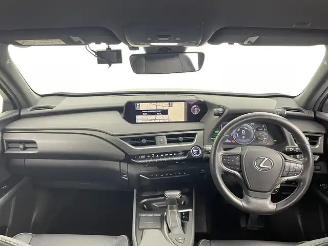 レクサス ＵＸ 250h バージョンL 大分県 2019(令1)年 6.6万km ソニックチタニウム ワンオーナー/レクサスセーフティシステム/・プリクラッシュセーフティ/・レーダークルーズコントロール/・オートハイビーム/・ブラインドスポットモニター/・レーンディパーチャアシスト（操舵支援有）/4WD/純正ナビ/(Bluetooth/CD/DVD/フルセグ/ラジオ）/前後ドライブレコーダー/全方位カメラ/レザーシート/前席パワーシート/シートヒーター/ベンチレーションシート/パワーバックドア/ビルトインETC２．０/オートブレーキホールド/電動パーキングブレーキ/電動チルトテレスコピックステアリング/保証書/取扱説明書