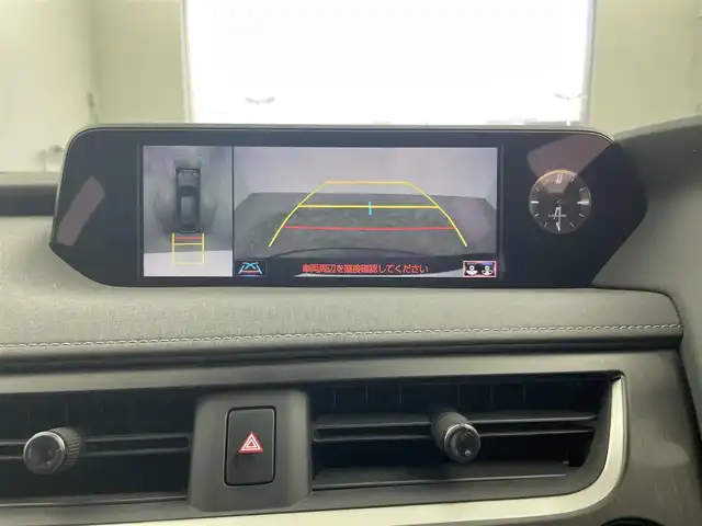 レクサス ＵＸ 250h バージョンL 大分県 2019(令1)年 6.6万km ソニックチタニウム ワンオーナー/レクサスセーフティシステム/・プリクラッシュセーフティ/・レーダークルーズコントロール/・オートハイビーム/・ブラインドスポットモニター/・レーンディパーチャアシスト（操舵支援有）/4WD/純正ナビ/(Bluetooth/CD/DVD/フルセグ/ラジオ）/前後ドライブレコーダー/全方位カメラ/レザーシート/前席パワーシート/シートヒーター/ベンチレーションシート/パワーバックドア/ビルトインETC２．０/オートブレーキホールド/電動パーキングブレーキ/電動チルトテレスコピックステアリング/保証書/取扱説明書