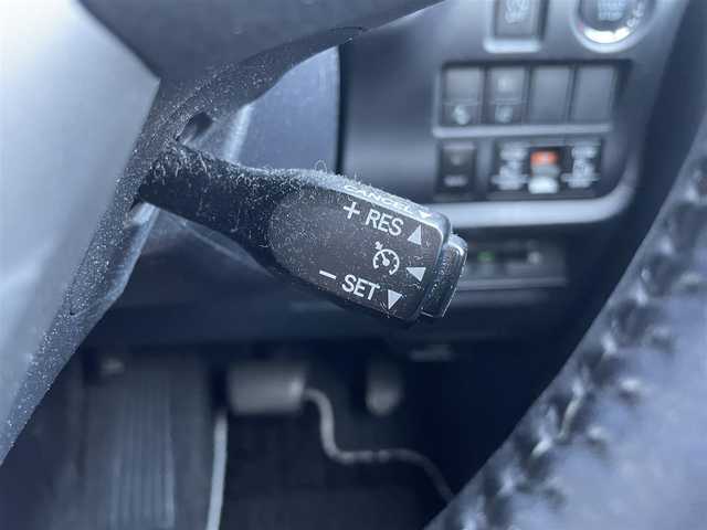 トヨタ ヴォクシー ZS 煌 兵庫県 2018(平30)年 6.5万km イナズマスパーキングブラックガラスフレーク ワンオーナー　/純正ナビ　/・フルセグＴＶ　/・Ｂｌｕｅｔｏｏｔｈ接続　/・ＤＶＤ再生　/TRDエアロ（フロント、サイド、リア）/両側パワースライドドア　/クルーズコントロール　/プリクラッシュセーフティー　/バックカメラ　/プッシュスタート　/スマートキー　/ビルトインETC/ドライブレコーダー/スペアキー　/ＬＥＤオートライト/オートハイビーム/純正16インチアルミホイール/純正フロアマット/取扱説明書/保証書