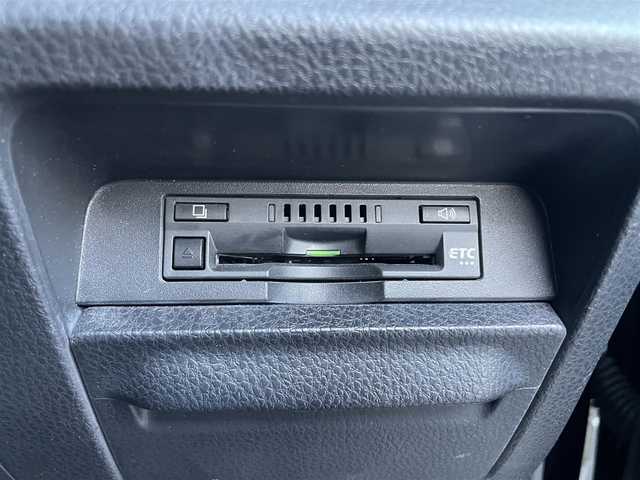 トヨタ ヴォクシー ZS 煌 兵庫県 2018(平30)年 6.5万km イナズマスパーキングブラックガラスフレーク ワンオーナー　/純正ナビ　/・フルセグＴＶ　/・Ｂｌｕｅｔｏｏｔｈ接続　/・ＤＶＤ再生　/TRDエアロ（フロント、サイド、リア）/両側パワースライドドア　/クルーズコントロール　/プリクラッシュセーフティー　/バックカメラ　/プッシュスタート　/スマートキー　/ビルトインETC/ドライブレコーダー/スペアキー　/ＬＥＤオートライト/オートハイビーム/純正16インチアルミホイール/純正フロアマット/取扱説明書/保証書