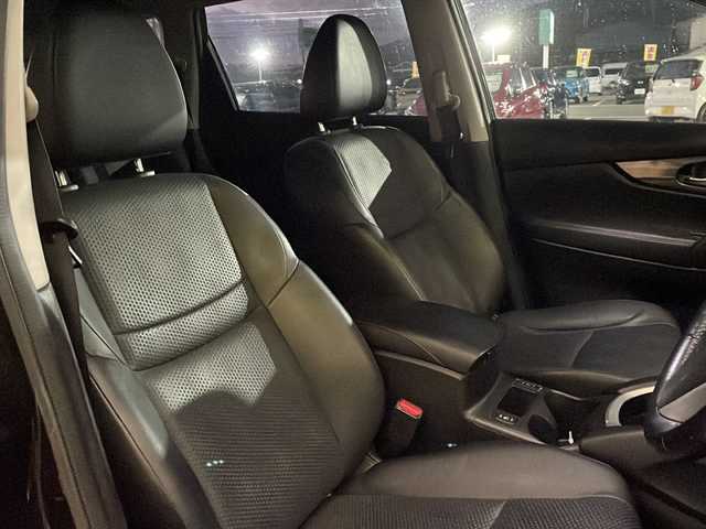 日産 エクストレイル 20X エマージェンシーブレーキ 福岡県 2014(平26)年 8.5万km ミディアムブルーメタリック 純正８型メモリナビ/フルセグＴＶ／Bluetooth/DVD/フリップダウンモニター/バックカメラ/前方向ドライブレコーダー/前席シートヒーター/ETC/ＬＥＤヘッドライト/オートライト/コーナーセンサー/純正１７インチアルミホイール/カプロンシート/社外レーダー/純正フロアマット