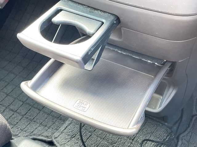 ホンダ フリード ハイブリット G ホンダセンシング 千葉県 2019(令1)年 6.9万km プラチナホワイトパール 禁煙車/純正ナビ/・VXM-204VFi/・CD/DVD/BT/フルセグ/両側パワースライドドア/バックカメラ/衝突被害軽減ブレーキ/車線逸脱警報/レーダークルーズコントロール/前席シートヒーター/LEDヘッドライト/オートライト/ビルトインETC/スマートキー/スペアキー