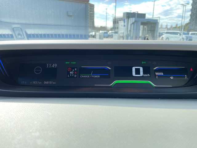 ホンダ フリード ハイブリット G ホンダセンシング 千葉県 2019(令1)年 6.9万km プラチナホワイトパール 禁煙車/純正ナビ/・VXM-204VFi/・CD/DVD/BT/フルセグ/両側パワースライドドア/バックカメラ/衝突被害軽減ブレーキ/車線逸脱警報/レーダークルーズコントロール/前席シートヒーター/LEDヘッドライト/オートライト/ビルトインETC/スマートキー/スペアキー