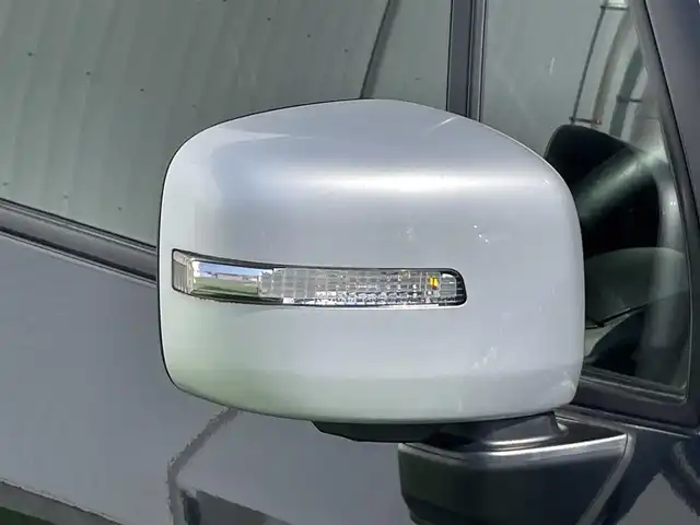 スズキ クロスビー HYBRID MZ 香川県 2020(令2)年 3万km スーパーブラックパール 純正メモリーナビ/→AM/FM/CD/DVD/Bluetooth/フルセグTV/全方位カメラ/クルーズコントロール/ビルトインETC/レーンキープアシスト/コーナーセンサー/衝突軽減ブレーキ/アイドリングストップ/パドルシフト/ステアリングスイッチ/革巻きステアリング/オートライト/純正フロアマット/純正16インチアルミホイール/プッシュスタート/スマートキー