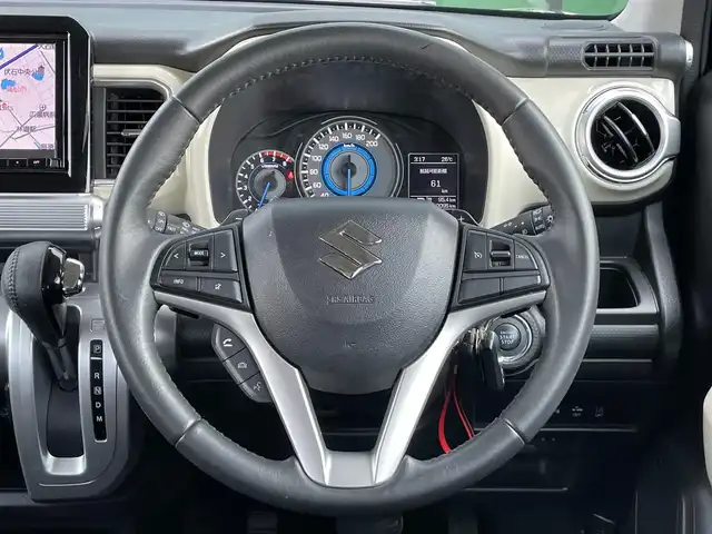 スズキ クロスビー HYBRID MZ 香川県 2020(令2)年 3万km スーパーブラックパール 純正メモリーナビ/→AM/FM/CD/DVD/Bluetooth/フルセグTV/全方位カメラ/クルーズコントロール/ビルトインETC/レーンキープアシスト/コーナーセンサー/衝突軽減ブレーキ/アイドリングストップ/パドルシフト/ステアリングスイッチ/革巻きステアリング/オートライト/純正フロアマット/純正16インチアルミホイール/プッシュスタート/スマートキー