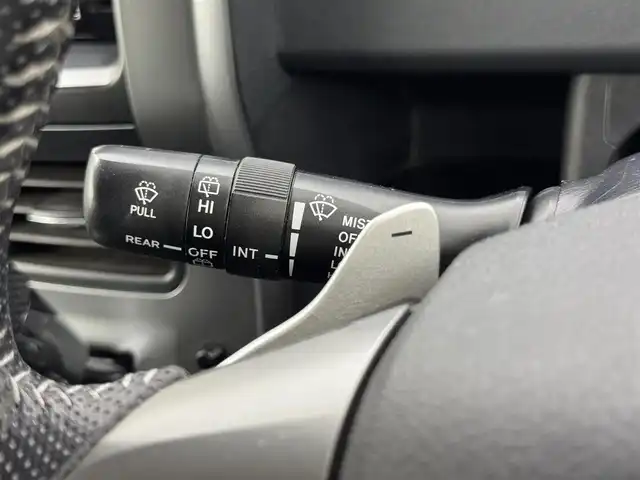 トヨタ ヴォクシー ZS 煌Ⅲ 福岡県 2012(平24)年 13.2万km ホワイトパールクリスタルシャイン 純正ナビ（Ｂｌｕｅｔｏｏｔｈ，フルセグＴＶ）　/バックカメラ　/ＥＴＣ　/前方ドライブレコーダー　/両側電動スライドドア　/ＭＴモード付き　/ハーフレザーシート　/プッシュスタート　/純正１６インチアルミホイール