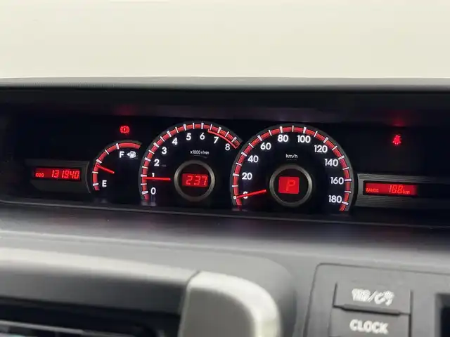 トヨタ ヴォクシー ZS 煌Ⅲ 福岡県 2012(平24)年 13.2万km ホワイトパールクリスタルシャイン 純正ナビ（Ｂｌｕｅｔｏｏｔｈ，フルセグＴＶ）　/バックカメラ　/ＥＴＣ　/前方ドライブレコーダー　/両側電動スライドドア　/ＭＴモード付き　/ハーフレザーシート　/プッシュスタート　/純正１６インチアルミホイール