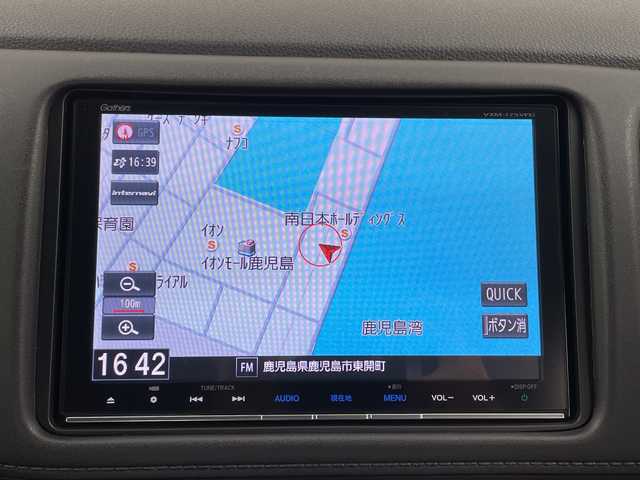 ホンダ ヴェゼル ハイブリッド 鹿児島県 2017(平29)年 9万km クリスタルブラックパール 純正8インチナビ/(BT/CD/DVD/AM/FM/フルセグTV)/Applecarplay/ホンダセンシング/・衝突軽減ブレーキ/・レーンキープアシスト/・レーダークルーズコントロール/・オートマチックハイビーム/電動パーキングブレーキ/オートホールド/ハーフレザーシート/チップアップシート/バックカメラ/ビルトインETC/純正ドライブレコーダー/アイドリングストップ/HDMI端子/純正17インチアルミホイール/純正フロアマット/純正LEDヘッドライト/保証書/取扱説明書/スペアキー