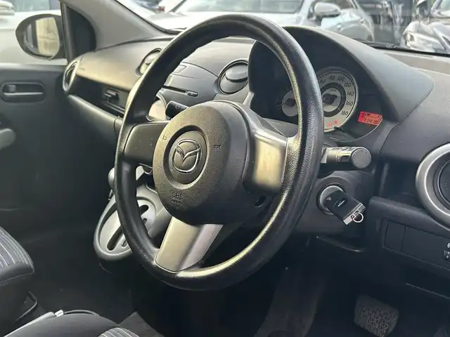 マツダ デミオ 13C－V 宮城県 2010(平22)年 7.2万km シルバー AAC/パワーステアリング/パワーウィンドウ/リモコンキー/14インチAW