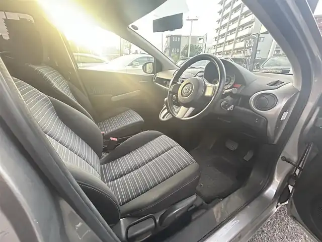 マツダ デミオ 13C－V 宮城県 2010(平22)年 7.2万km シルバー AAC/パワーステアリング/パワーウィンドウ/リモコンキー/14インチAW