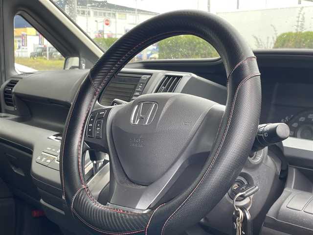 ホンダ ステップワゴン G Lパッケージ 宮城県 2011(平23)年 10.4万km パール ワンオーナー/純正ナビ/バックモニター/フリップダウンモニター/両側パワースライドドア/ETC/オートライト/社外AW付スタッドレスタイヤ積み込み