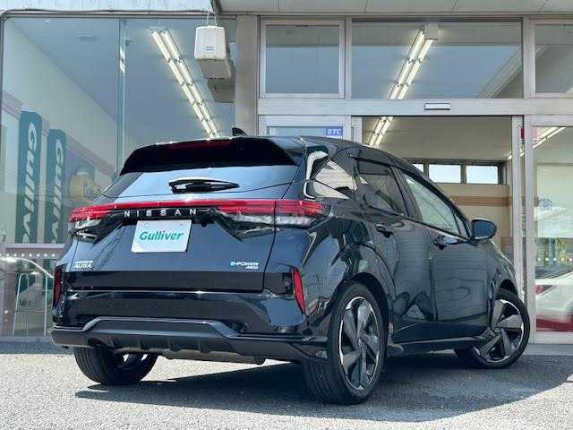 日産 オーラ G FOUR レザーエディション 埼玉県 2022(令4)年 3万km ミッドナイトブラック/サンライズカッパー 純正メモリナビ/プロパイロット/アラウンドビューモニター/BOSEパーソナルプラスサウンドシステム/寒冷地仕様/ステアリングヒーター/ワイヤレス充電器/日産オリジナルドライブレコーダー/踏み間違い衝突防止アシスト/ハンドル支援