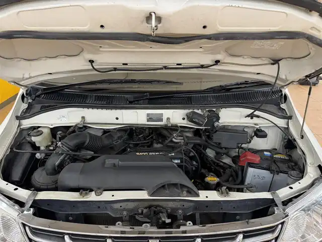 トヨタ グランド ハイエース G プライムセレクション 群馬県 2002(平14)年 4万km 白 純正ナビ/　　ワンセグ/CD/AM/FM/    TAPE/VTR/サンルーフ/バックカメラ/両側イージークローザードア/オートライト/リヤヒーター/リヤクーラー/純正15AW/スペアキー2本/前方ドライブレコーダー/ETC