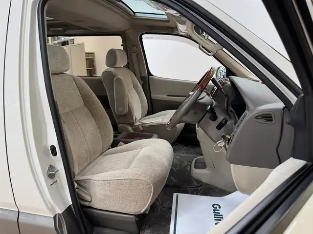 トヨタ グランド ハイエース G プライムセレクション 群馬県 2002(平14)年 4万km 白 純正ナビ/　　ワンセグ/CD/AM/FM/    TAPE/VTR/サンルーフ/バックカメラ/両側イージークローザードア/オートライト/リヤヒーター/リヤクーラー/純正15AW/スペアキー2本/前方ドライブレコーダー/ETC