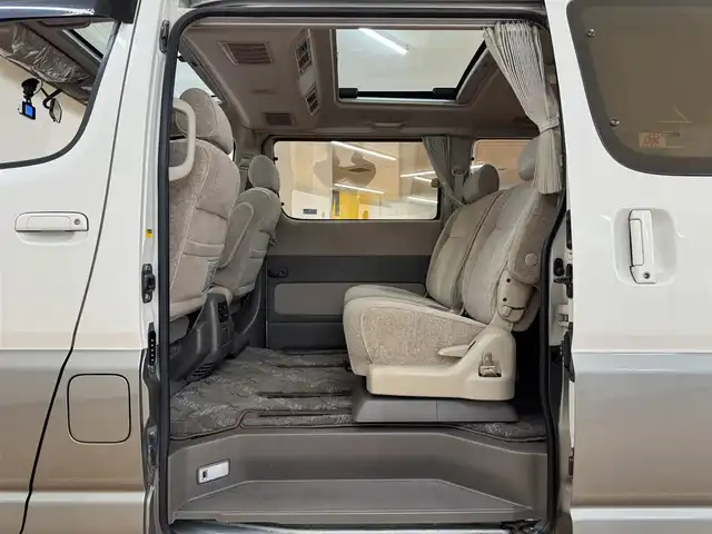 トヨタ グランド ハイエース G プライムセレクション 群馬県 2002(平14)年 4万km 白 純正ナビ/　　ワンセグ/CD/AM/FM/    TAPE/VTR/サンルーフ/バックカメラ/両側イージークローザードア/オートライト/リヤヒーター/リヤクーラー/純正15AW/スペアキー2本/前方ドライブレコーダー/ETC