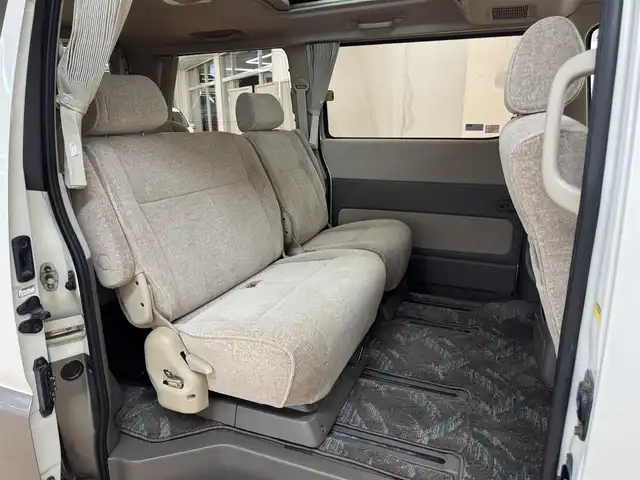 トヨタ グランド ハイエース G プライムセレクション 群馬県 2002(平14)年 4万km 白 純正ナビ/　　ワンセグ/CD/AM/FM/    TAPE/VTR/サンルーフ/バックカメラ/両側イージークローザードア/オートライト/リヤヒーター/リヤクーラー/純正15AW/スペアキー2本/前方ドライブレコーダー/ETC