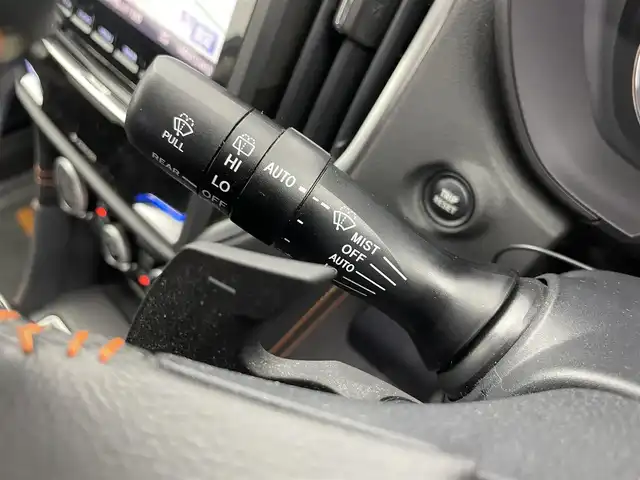 スバル ＸＶ ハイブリッド 2．0e－L アイサイト 富山県 2019(令1)年 7万km クールグレーカーキ 4WD/純正8型ナビ/（AM/FM/CD/DVD/SD/AUX/USB/BT）/フルセグTV/バックカメラ/衝突被害軽減ブレーキ/アダプティブクルーズコントロール/レーンキープアシスト/ブラインドスポットモニター/オートライト/LEDヘッドライト/リアパーキングセンサー/ETC/前席パワーシート/スマートキー/プッシュスタート/純正１７インチAW/純正フロアマット