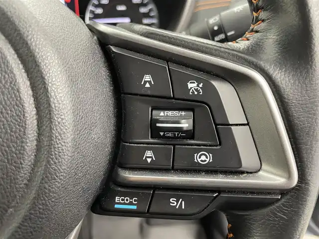 スバル ＸＶ ハイブリッド 2．0e－L アイサイト 富山県 2019(令1)年 7万km クールグレーカーキ 4WD/純正8型ナビ/（AM/FM/CD/DVD/SD/AUX/USB/BT）/フルセグTV/バックカメラ/衝突被害軽減ブレーキ/アダプティブクルーズコントロール/レーンキープアシスト/ブラインドスポットモニター/オートライト/LEDヘッドライト/リアパーキングセンサー/ETC/前席パワーシート/スマートキー/プッシュスタート/純正１７インチAW/純正フロアマット