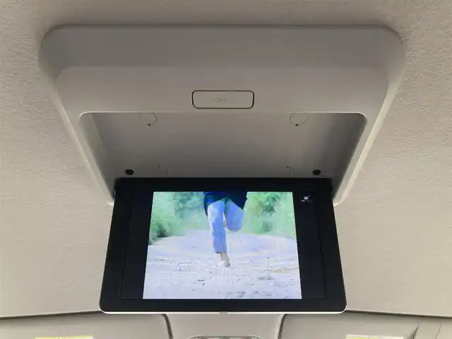 日産 セレナ ハイウェイスター Sハイブリッド 千葉県 2014(平26)年 6.9万km ブルームーンホワイトP 純正メモリナビ/(TV/BT/CD/DVD/FM/AM)/バックカメラ/衝突被害軽減システム/車線逸脱警報/クルーズコントロール/純正フリップダウンモニター/両側スライドドア/横滑り防止装置/ETC/前後ドライブレコーダー/LEDヘッドライト/フォグランプ/オートライト/ウィンカーミラー/電動格納ミラー/純正15インチAW/シートリフター/プッシュスタート/スマートキー/フロアマット/ドアバイザー/取扱説明書/保証書