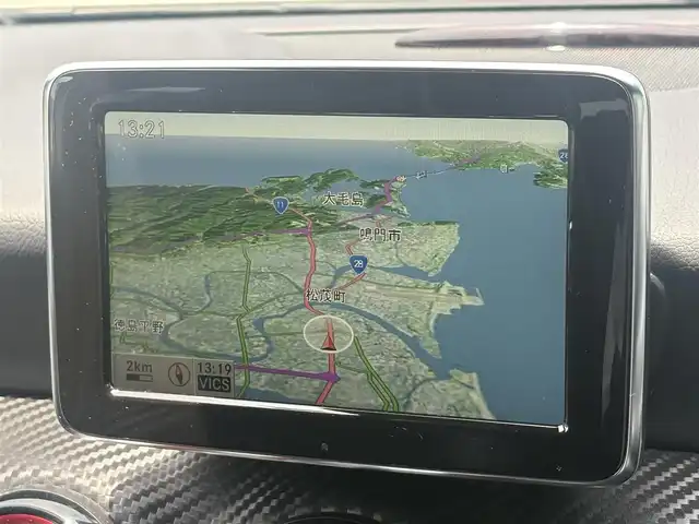 メルセデス・ベンツ Ａ２５０ シュポルト 徳島県 2013(平25)年 5.8万km カルサイトホワイト メーカー純正ナビゲーション　/フルセグＴＶ　/ハーフレザーシート/バックモニター　/ＨＩＤヘッドライト　/デイライト　/クリアランスソナー　/ウィンカーミラー/両席メモリー付きパワーシート　/ステアリングリモコン/革巻きステアリング/カーテンエアバック　/ワイヤレスキー×２/フロアマット