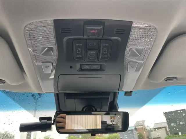 トヨタ アルファードハイブリット SR Cパッケージ 富山県 2019(平31)年 7.7万km グラファイトM 4WD/ツインムーンルーフ/アルパインナビ/フルセグTV/両側パワースライドドア/パワーバックドア/バックモニター/ビルトインETC/ドライブレコーダー/アルパイン12.8型リアビジョン/レーダークルーズコントロール/インテリジェントクリアランスソナー/セーフティセンス/・プリクラッシュセーフティ/・レーントレーシングアシスト/・ロードサインアシスト/・アダプティブハイビームシステム/純正OP3眼LEDヘッドランプ/デュアルオートエアコン/木目調/革巻きコンビステアリング/本革シート/前席パワーシート/快適温熱シート/助手席パワーオットマン/2列目エグゼクティブパワーシート/純正17インチアルミホイール/スマートエントリー/プッシュスタートシステム/ウェルカムパワースライドドア機能付/禁煙車