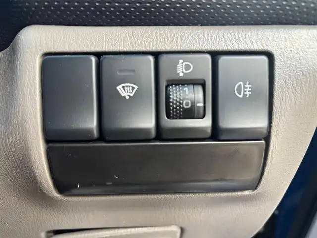 スバル フォレスター STi バージョン 愛知県 2005(平17)年 14.4万km WRブルーマイカ 4WD/6速MT/バックカメラ/社外ナビ/AM/FM/AUX/DVD/ETC/ルーフレール/電格ミラー/前後ドライブレコーダー/純正アルミホイール/ＳＴｉスポイラー　　/ブレンボブレーキキャリパー/社外マフラー/スペアキー