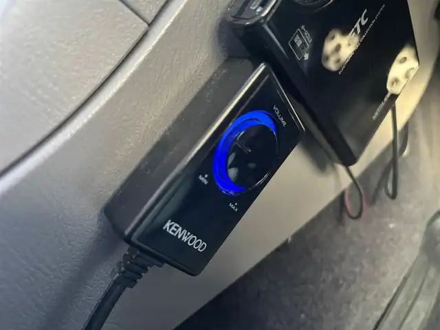 スバル フォレスター STi バージョン 愛知県 2005(平17)年 14.4万km WRブルーマイカ 4WD/6速MT/バックカメラ/社外ナビ/AM/FM/AUX/DVD/ETC/ルーフレール/電格ミラー/前後ドライブレコーダー/純正アルミホイール/ＳＴｉスポイラー　　/ブレンボブレーキキャリパー/社外マフラー/スペアキー