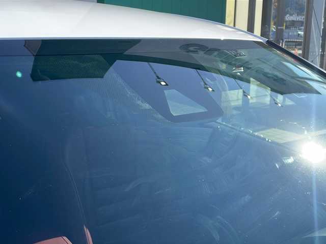 レクサス ＲＸ 京都府 2016(平28)年 7.9万km ホワイトノーヴァガラスフレーク 純正１２．３インチメモリナビ/Bluetooth/ワンセグ　/衝突軽減装置　/レーダークルーズ　/バックカメラ　/本革シート　/ＡＣ１００Ｖ　　/４ＷＤ　/シートヒーター　/ＥＴＣ２．０/ドラレコ　/パワーバックドア　/ハンドルヒーター　/パワーシート/ドアバイザー/シートメモリー/アイドリングストップ/電動格納ミラー