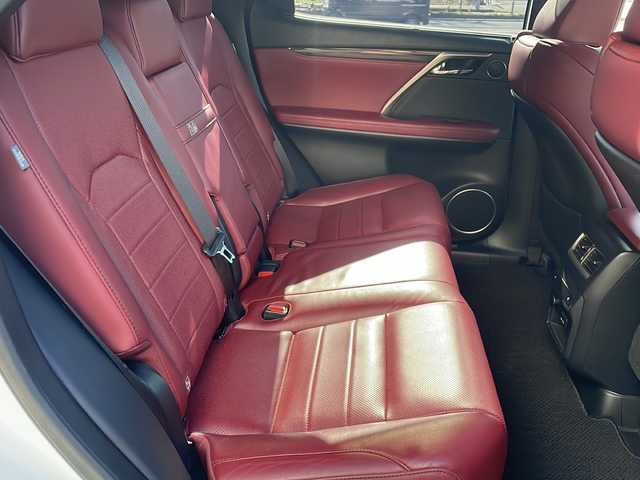 レクサス ＲＸ 京都府 2016(平28)年 7.9万km ホワイトノーヴァガラスフレーク 純正１２．３インチメモリナビ/Bluetooth/ワンセグ　/衝突軽減装置　/レーダークルーズ　/バックカメラ　/本革シート　/ＡＣ１００Ｖ　　/４ＷＤ　/シートヒーター　/ＥＴＣ２．０/ドラレコ　/パワーバックドア　/ハンドルヒーター　/パワーシート/ドアバイザー/シートメモリー/アイドリングストップ/電動格納ミラー