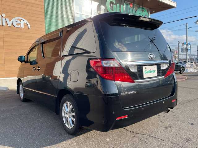 トヨタ アルファード 240S 道央・札幌 2008(平20)年 15.2万km ブラック ４WD/社外SDナビ(AM/FM)/フルセグ(走行中視聴可能)/プッシュスタート/ウインカーミラー/オートライト/フォグランプ/ドアバイザー/ステアリングスイッチ/純正フロアマット/ETC/両側パワースライドドア/盗難防止装置/横滑り防止装置/イルミネーションコントロール/フロントデアイサー/電動格納ミラー/バニティミラー/防眩ミラー/オーバーヘッドコンソール/社外エンジンスターター/スペアキー×１/積込夏タイヤ/　　(純正AW 235/50R18 21年製 溝3mm)