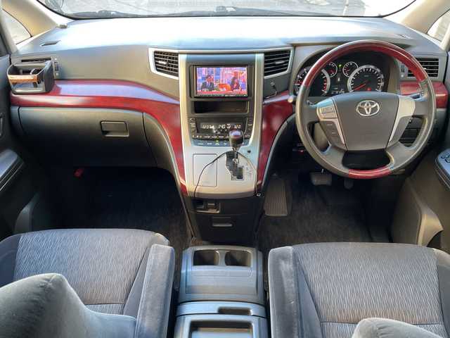 トヨタ アルファード 240S 道央・札幌 2008(平20)年 15.2万km ブラック ４WD/社外SDナビ(AM/FM)/フルセグ(走行中視聴可能)/プッシュスタート/ウインカーミラー/オートライト/フォグランプ/ドアバイザー/ステアリングスイッチ/純正フロアマット/ETC/両側パワースライドドア/盗難防止装置/横滑り防止装置/イルミネーションコントロール/フロントデアイサー/電動格納ミラー/バニティミラー/防眩ミラー/オーバーヘッドコンソール/社外エンジンスターター/スペアキー×１/積込夏タイヤ/　　(純正AW 235/50R18 21年製 溝3mm)