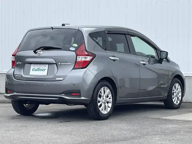 日産 ノート e－パワー メダリスト 愛媛県 2018(平30)年 3.8万km ダークメタルグレー 登録時38080km/純正メモリーナビ/Bluetooth/フルセグ/アラウンドビューモニター/バックカメラ/エマージェンシーブレーキ/車線逸脱警報/踏み間違え防止アシスト/レーダークルーズコントロール/LEDオートマチックハイビーム/ハーフレザーシート/スマートキー/ETC/ドライブレコーダー/禁煙車