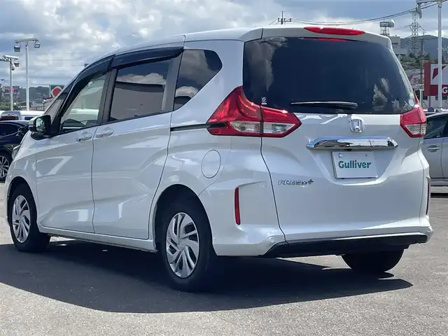 ホンダ フリード＋ G ホンダセンシング 鹿児島県 2021(令3)年 2.5万km プラチナホワイトパール ホンダセンシング/純正ナビVXM-214VFi/（フルセグTV/Bluetooth）/バックカメラ/両側パワースライドドア/レーダークルーズコントロール/LEDヘッドライト/シートヒーター/スマートキー/ETC