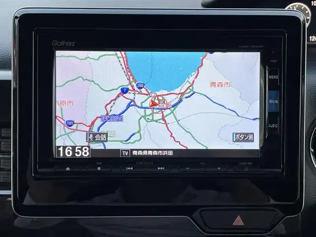 ホンダ Ｎ ＢＯＸ カスタム G L ホンダセンシング 青森県 2018(平30)年 12.5万km クリスタルブラックパール 4WD/ワンオーナー/純正メモリナビ/・フルセグTV/・AM/FM/CD/DVD/BT/USB/片側パワースライド/フォグランプ/純正14AW/純正フロアマット/ETC/ベンチシート/シートヒーター/バックカメラ/アイドリングストップ/横滑り防止機能/オートライト/保証書/取扱説明書
