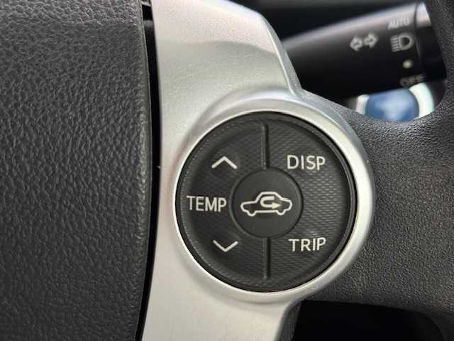 トヨタ アクア S 大阪府 2015(平27)年 4.3万km スーパーホワイトⅡ /禁煙車//純正ＳＤナビ(NSCP-W64)//SD/CD/TV/BT/AUX//バックカメラ//前後ドライブレコーダー(TZ-D205W)//プッシュスタートボタン//ビルトインＥＴＣ//オートライト//社外アルミホイール//スマートキー//スペアキー//AAC//純正フロアマット