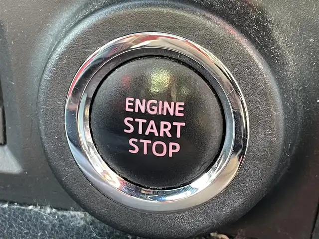 トヨタ ８６ GT リミテッド 愛知県 2013(平25)年 11.2万km ライトニングレッド 純正ＳＤナビ　/Ｂカメラ　/ＴＶ　/ＢＴ　/プッシュスタート　/ＥＴＣ　/前席シートヒーター　/パドルシフト　/革ハンドル　/純正フロアマット　/ドアバイザー　/スペアキー　/純正１７インチＡＷ