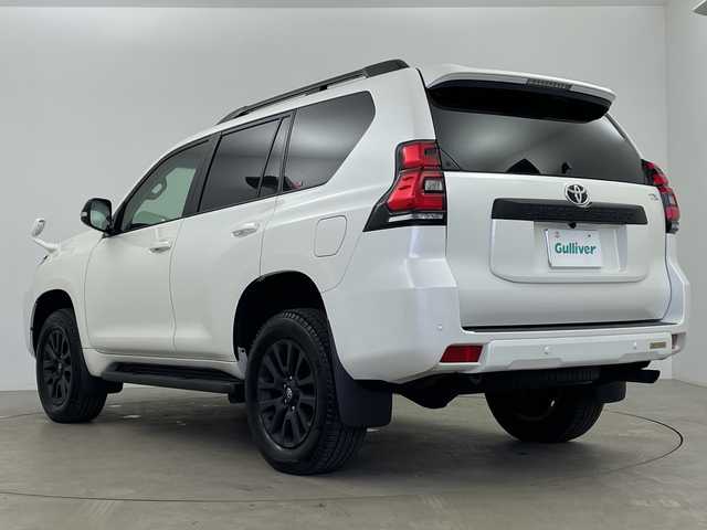 トヨタ ランドクルーザー プラド TX Lパッケージ ブラックED 鹿児島県 2023(令5)年 1.2万km ホワイトパールクリスタルシャイン サンルーフ/トヨタセーフティセンス/純正SDナビ/(フルセグ/Bluetooth/HDMI/CD/DVD/AM/FM)/バックカメラ/シートヒーター/パワーシート/ルーフレール/オートハイビーム/コーナーセンサー/LEDヘッドライト/純正アルミホイール/純正フロアマット/レーダークルーズコントロール/ヘッドライトウォッシャー/前後ドライブレコーダー/ハンズフリー/４WD