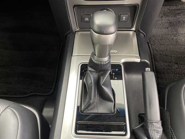 トヨタ ランドクルーザー プラド TX Lパッケージ ブラックED 鹿児島県 2023(令5)年 1.2万km ホワイトパールクリスタルシャイン サンルーフ/トヨタセーフティセンス/純正SDナビ/(フルセグ/Bluetooth/HDMI/CD/DVD/AM/FM)/バックカメラ/シートヒーター/パワーシート/ルーフレール/オートハイビーム/コーナーセンサー/LEDヘッドライト/純正アルミホイール/純正フロアマット/レーダークルーズコントロール/ヘッドライトウォッシャー/前後ドライブレコーダー/ハンズフリー/４WD