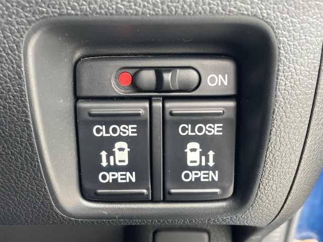 ホンダ Ｎ ＢＯＸ カスタム G ターボSSパッケージ 青森県 2013(平25)年 14.9万km プレミアムダイナミックブルーパール 純正ナビ(CD SD ラジオ)/バックカメラ/ＥＴＣ/両側パワ－スライドドア/社外エンジンスターター/スペアキー有/冬タイヤ・ホイール４本車載（155/65/R14)/クルーズコントロール/パドルシフト/純正フロアマット/オートライト/電格ミラー