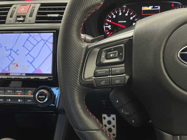 スバル ＷＲＸ Ｓ４ 2．0GT‐S アイサイト 長野県 2018(平30)年 5.5万km クリスタルホワイトP 4WD/アイサイト/純正ナビ/Bluetooth／CD／DVD／フルセグTV/バック／フロント／左サイドカメラ/ETC/前方ドラレコ/横滑り防止/衝突被害軽減/レーンキープアシスト/ブラインドスポットモニター/パドルシフト/ステアリングスイッチ/前席シートメモリ/前席シートヒーター/純正18インチAW/純正フロアマット/ドアバイザー/LEDヘッドライト/コーナーセンサー/スマートキー