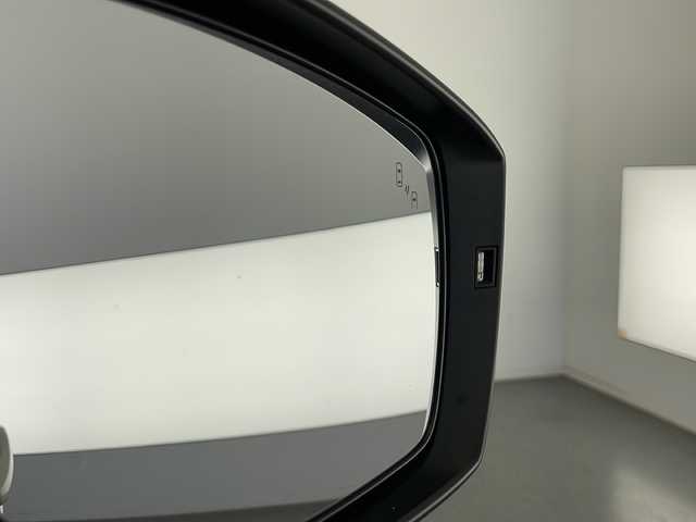 スバル ＷＲＸ Ｓ４ 2．0GT‐S アイサイト 長野県 2018(平30)年 5.5万km クリスタルホワイトP 4WD/アイサイト/純正ナビ/Bluetooth／CD／DVD／フルセグTV/バック／フロント／左サイドカメラ/ETC/前方ドラレコ/横滑り防止/衝突被害軽減/レーンキープアシスト/ブラインドスポットモニター/パドルシフト/ステアリングスイッチ/前席シートメモリ/前席シートヒーター/純正18インチAW/純正フロアマット/ドアバイザー/LEDヘッドライト/コーナーセンサー/スマートキー