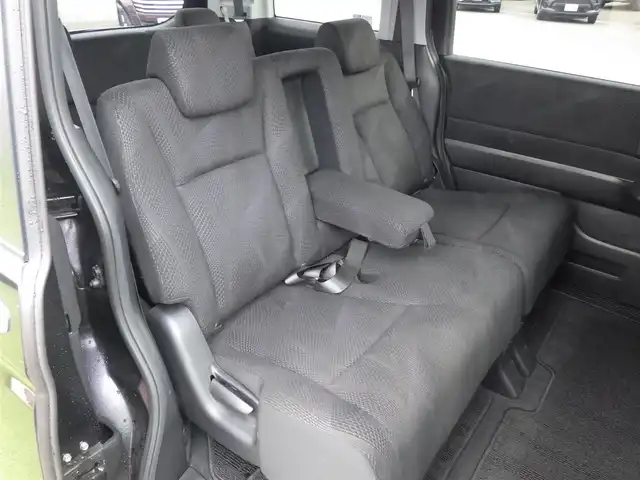 ホンダ ステップワゴン スパーダ Z 千葉県 2011(平23)年 5万km プレミアムブラキッシュパール 社外メモリーナビ/地デジTV/【DVD/CD再生機能　Bluetooth接続】/バックカメラ/革巻きステアリング/パドルシフト/ETC/HIDヘッドライト/フォグライト/ウインカーミラー/社外18インチアルミホイル/スマートキー