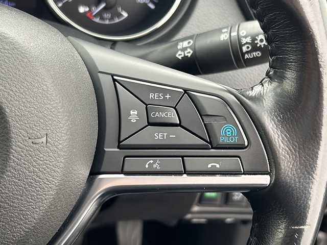 日産 エクストレイル 20X 宮城県 2017(平29)年 7.9万km ダイヤモンドブラック ナビ(AM/FM/BT/ワンセグTV/DVD/CD)/ワンオーナー/4WD/プロパイロット/アラウンドビューモニター/サンルーフ/インテリジェントルームミラー/ルーフレール/パワーバックドア/LEDヘッドライト/ETC/レーダークルーズコントロール/衝突軽減システム/横滑り防止装置/レーンキープアシスト/純正フロアマット/オートライト/純正18インチアルミホイール